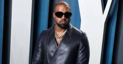 Kanye West fans offered coronavirus vaccine at listening party - www.msn.com