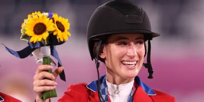 Jessica Springsteen & U.S. Equestrian Team Win Silver in Show Jumping at the 2020 Olympics - www.justjared.com - Sweden - Japan