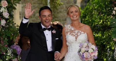 Ant McPartlin's ex likes scathing tweet about the TV host's wedding to Anne-Marie - www.dailyrecord.co.uk - county Hampshire