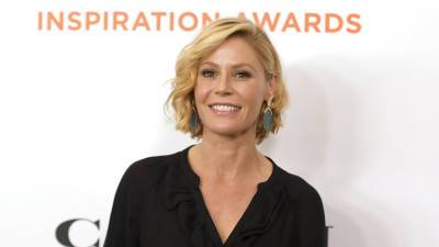 ‘Modern Family’ Star Julie Bowen Rescues New Jersey Woman Who Fainted on Hike - variety.com - New York - New Jersey - Utah