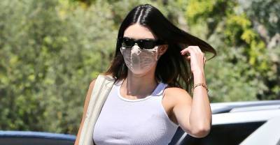 Kendall Jenner Masks Up for Breakfast with Friends - www.justjared.com - Beverly Hills