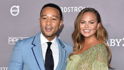 Chrissy Teigen shows off her party look ahead of attending Barack Obama's 60th birthday party - www.foxnews.com - USA