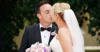 Ant McPartlin says he 'struggled to hold it together' at wedding in teary speech - www.msn.com