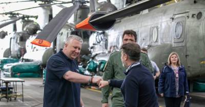 Scots RAF bomb victim reunited with helicopter crew who saved his life in Afghanistan - www.dailyrecord.co.uk - Scotland - city Memphis - Afghanistan - city Elgin