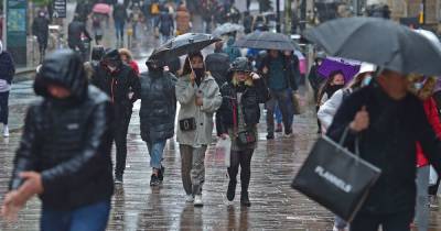 Scotland flood warning as Met Office extend thunderstorm alert to last 11 hours - www.dailyrecord.co.uk - Scotland