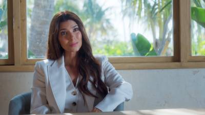 ‘Fantasy Island’ Star Roselyn Sánchez Talks Giving The Classic TV Series A Modern Reboot - etcanada.com