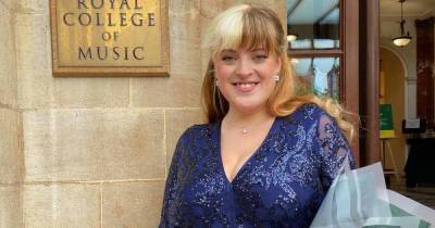 Opera singer crowdfunds for £7,000 surgery to reduce her 34KK breasts - www.manchestereveningnews.co.uk - London