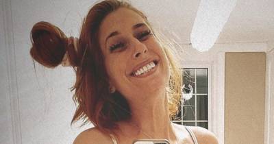 Stacey Solomon considers home birth to 'lessen Covid risk' as she reveals bump has 'dropped' - www.ok.co.uk