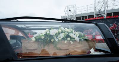 Funeral held for former Man Utd director Maurice Watkins - www.manchestereveningnews.co.uk - Manchester