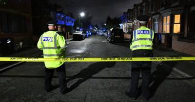 Boy, 16, stabbed in Old Trafford with smashed cars abandoned at scene - www.manchestereveningnews.co.uk