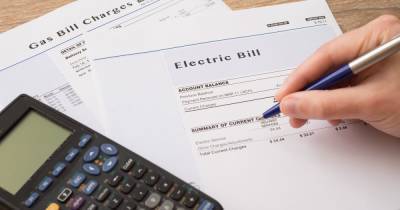 How to save hundreds on energy bills ahead of huge price hikes - www.manchestereveningnews.co.uk - Britain