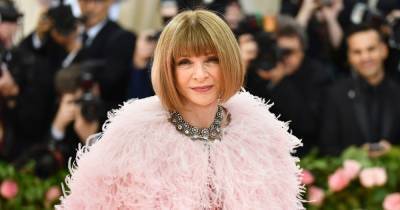 Looking Back at Anna Wintour’s Most Memorable Met Gala Looks Through the Years: Pics - www.usmagazine.com - USA