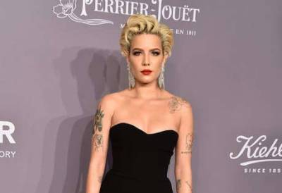 Halsey details ‘struggle’ to have ‘personal sense of style’ after pregnancy changed their body - www.msn.com