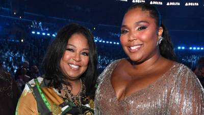Lizzo Gifts Her Mother a New Wardrobe in Emotional Video - www.etonline.com