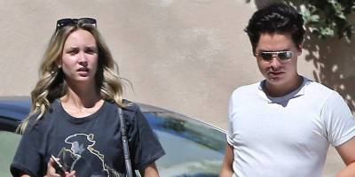 Cole Sprouse Picks Up Some Breakfast With Girlfriend Ari Fournier - www.justjared.com - Los Angeles