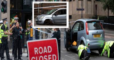 Car struck 'multiple people' in major incident in Edinburgh as cops lock down streets - www.dailyrecord.co.uk