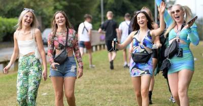 Parklife 2021 pictures as 80,000 people pour into Heaton Park for second day of festival - www.manchestereveningnews.co.uk - Manchester