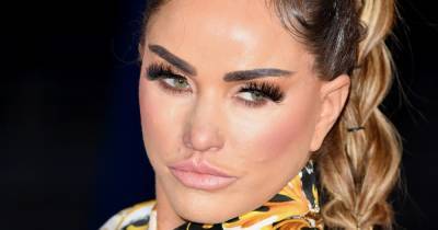 Katie Price defends relationship with fiancé Carl Woods following claims of single status - www.ok.co.uk