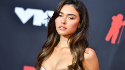 Madison Beer Pays Homage to Beyoncé by Rocking Her 2003 Dress at 2021 VMAs - www.etonline.com - New York