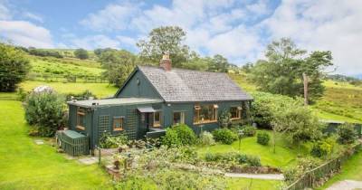 Living off grid is possible in 'unique' home which is up for sale - www.manchestereveningnews.co.uk - Britain