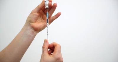 Double jabbed make up small percentage of England's coronavirus deaths - www.manchestereveningnews.co.uk