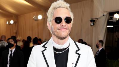 Pete Davidson's Met Gala 2021 outfit paid tribute to his father and other 9/11 victims - www.foxnews.com