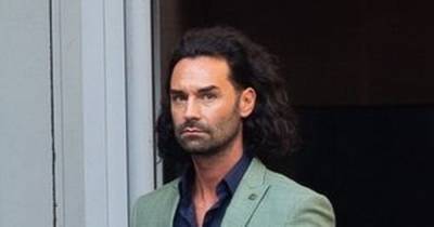 Former Man United player Chris Eagles found drunk and shoeless outside Hollyoaks star Jennifer Metcalfe's home - www.manchestereveningnews.co.uk - Manchester