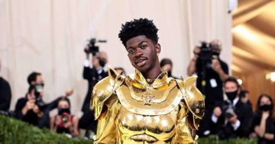Lil Nas X fans can’t get enough of his three-in-one Met Gala look - www.msn.com