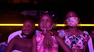 Rio favela kids get free movie after pandemic hardships - abcnews.go.com - city Rio De Janeiro