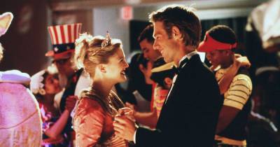 ‘Never Been Kissed’ Reunion: Drew Barrymore ‘Went For It’ Kissing Michael Vartan in Iconic Scene - www.usmagazine.com - Britain - county Drew
