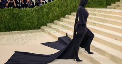As a Muslim woman, I found Kim Kardashian’s Met Gala outfit bizarre and distasteful - www.msn.com