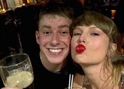 Irish singer blown away when Taylor Swift attends his three-hour gig - evoke.ie - USA - Ireland - city Belfast