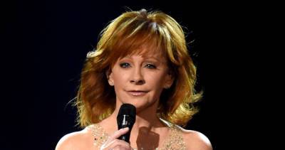 Reba McEntire Saved From a Building After Staircase Collapses Inside - www.justjared.com - Oklahoma