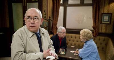 Coronation Street fans in tears as Norris Cole dies with viewers paying tribute to legendary character - www.ok.co.uk - city Norris, county Cole - county Cole