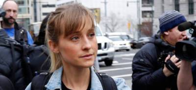 Allison Mack Reports To Prison Early To Serve 3-Year NXIVM Stint - deadline.com - Dublin - San Francisco