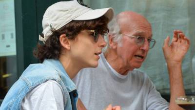 Larry David, Timothée Chalamet grab lunch in NYC after fashion week – and fans can't get enough: 'Iconic' - www.foxnews.com - Manhattan