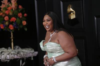 Lizzo Is All About ‘The Bodyguard’ Remake Casting Her & Chris Evans - etcanada.com