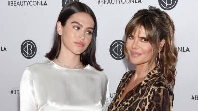 Lisa Rinna Says She 'Tried Really Hard' to be Nice When Her Daughter Amelia Was Dating Scott Disick - www.etonline.com