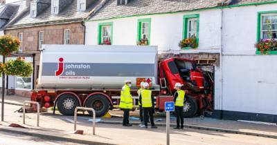 Lorry driver injured after oil tanker smashes into building in Scots village - www.dailyrecord.co.uk - Scotland