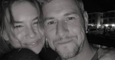 Ant Anstead Shares Romantic Selfie With Renee Zellweger After 3 Months of Dating - www.usmagazine.com