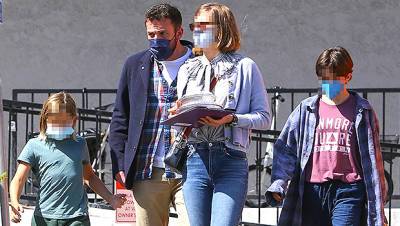 Ben Affleck Takes His 3 Kids Out For A Lunch Date In LA After His Met Gala Kiss With J.Lo - hollywoodlife.com - Los Angeles - California