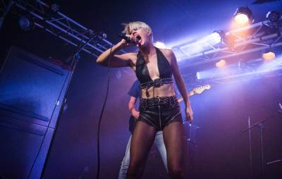 Amyl And The Sniffers announce one-take live-streamed concert film - www.nme.com - city Melbourne