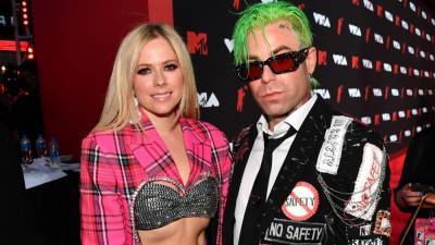 Mod Sun Shares What He's Learned From Girlfriend Avril Lavigne (Exclusive) - www.etonline.com - California