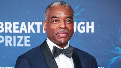 LeVar Burton Devastates ‘Jeopardy!’ Fans As He Admits He Doesn’t Want To Be The New Host - hollywoodlife.com