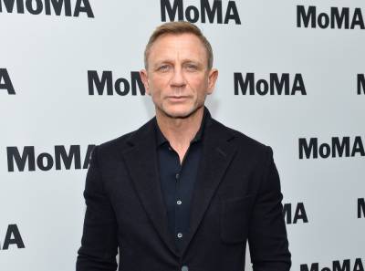 Daniel Craig Gets Emotional In ‘James Bond’ Farewell Speech - etcanada.com