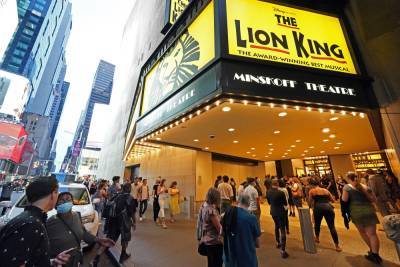 ‘Lion King’ ad roaring on subway platform has passengers yelping - nypost.com