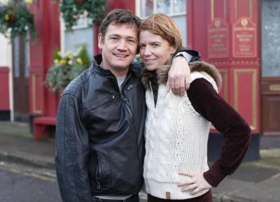 Sunday Mirror - Sid Owen - Delighted EastEnders star reveals he’s going to be a first time dad at 49 - evoke.ie