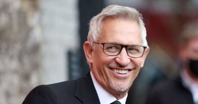 Gary Lineker reacts to David de Gea penalty save as Manchester United deny West Ham - www.manchestereveningnews.co.uk - Manchester