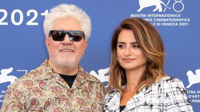 Venice Showers ‘Parallel Mothers’ With 5-Minute Standing Ovation, as Penelope Cruz, Pedro Almodóvar Wear Masks for Entire Movie - variety.com - Spain - Italy