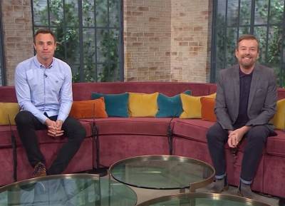 Alan Hughes teases Tommy Bowe after his viral ’10 siblings’ Ireland AM gaffe - evoke.ie - Ireland